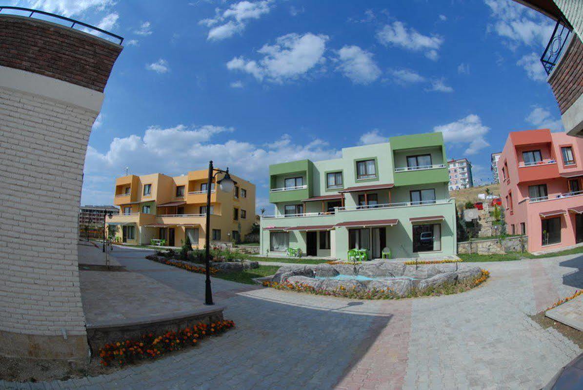 Ceylan Termal Saglikli Yasam Koyu Esquiceir Exterior foto