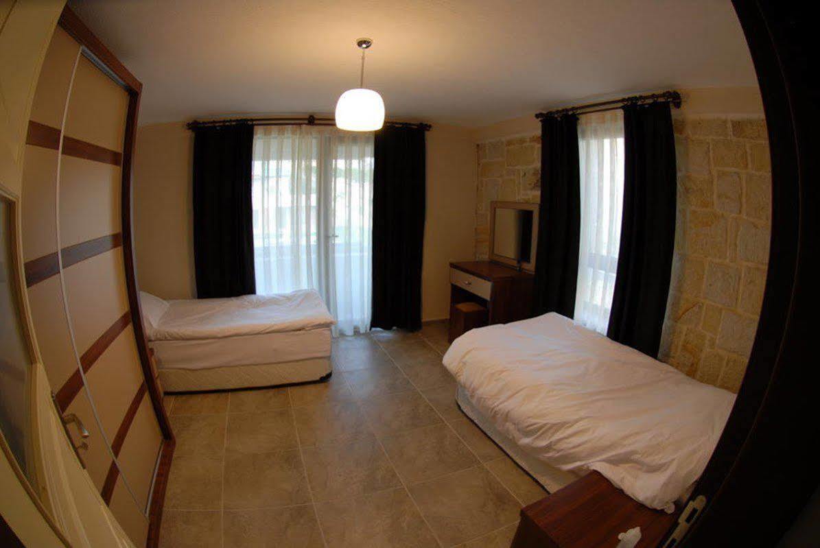 Ceylan Termal Saglikli Yasam Koyu Esquiceir Exterior foto