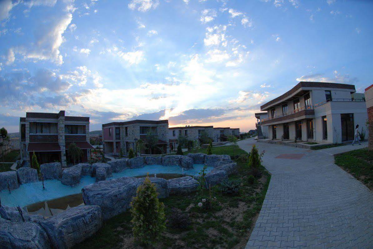 Ceylan Termal Saglikli Yasam Koyu Esquiceir Exterior foto